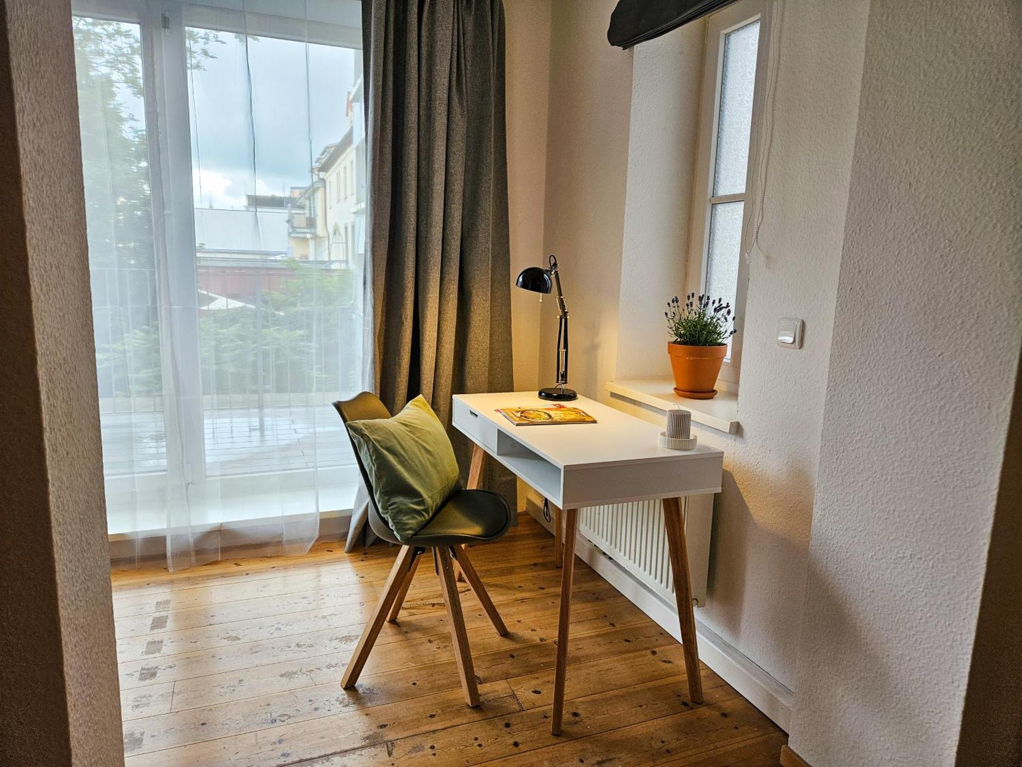 Micasa Rooms - Altstadt Zentral - Zwischen Anger Und Kraemerbruecke - Wlan - Familienfreundlich Erfurt Eksteriør bilde